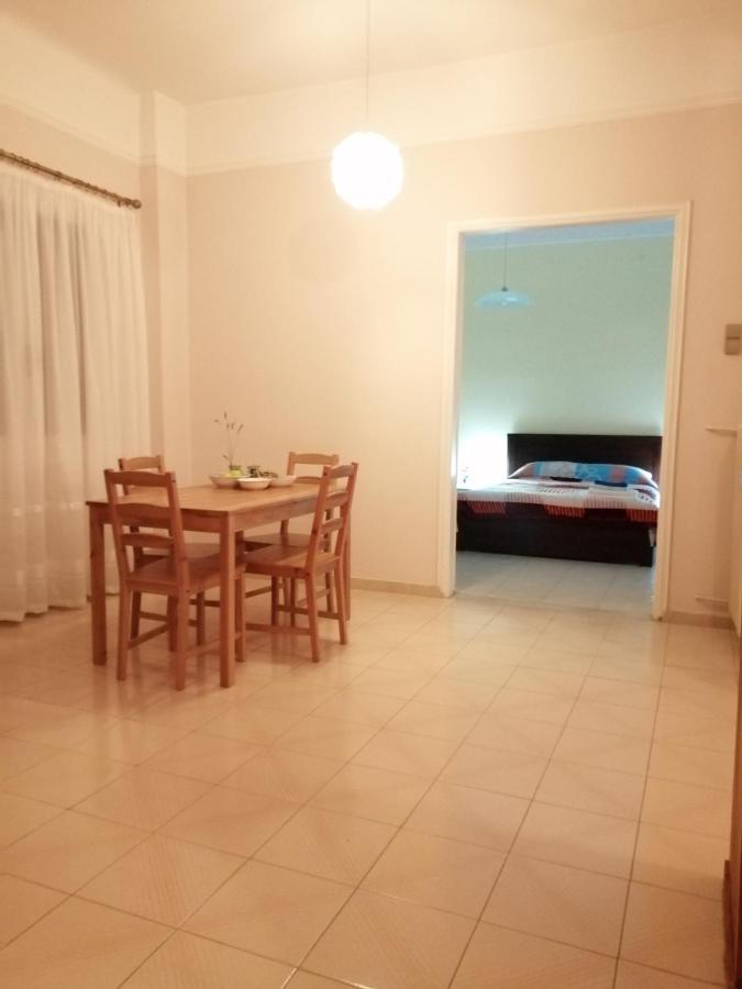 Kalamata Cozy Apartment Exterior photo